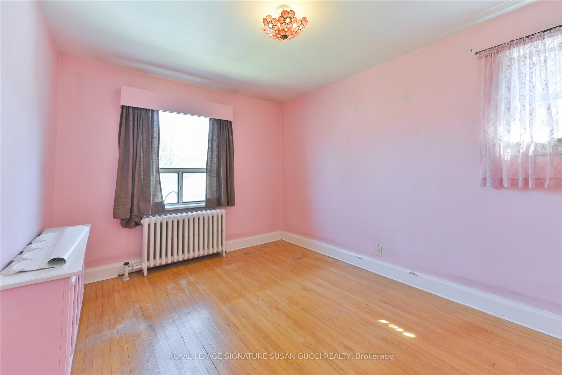 Photo 12 of 115 Cedarcrest Boulevard, Toronto, O'Connor-Parkview — HOMEH