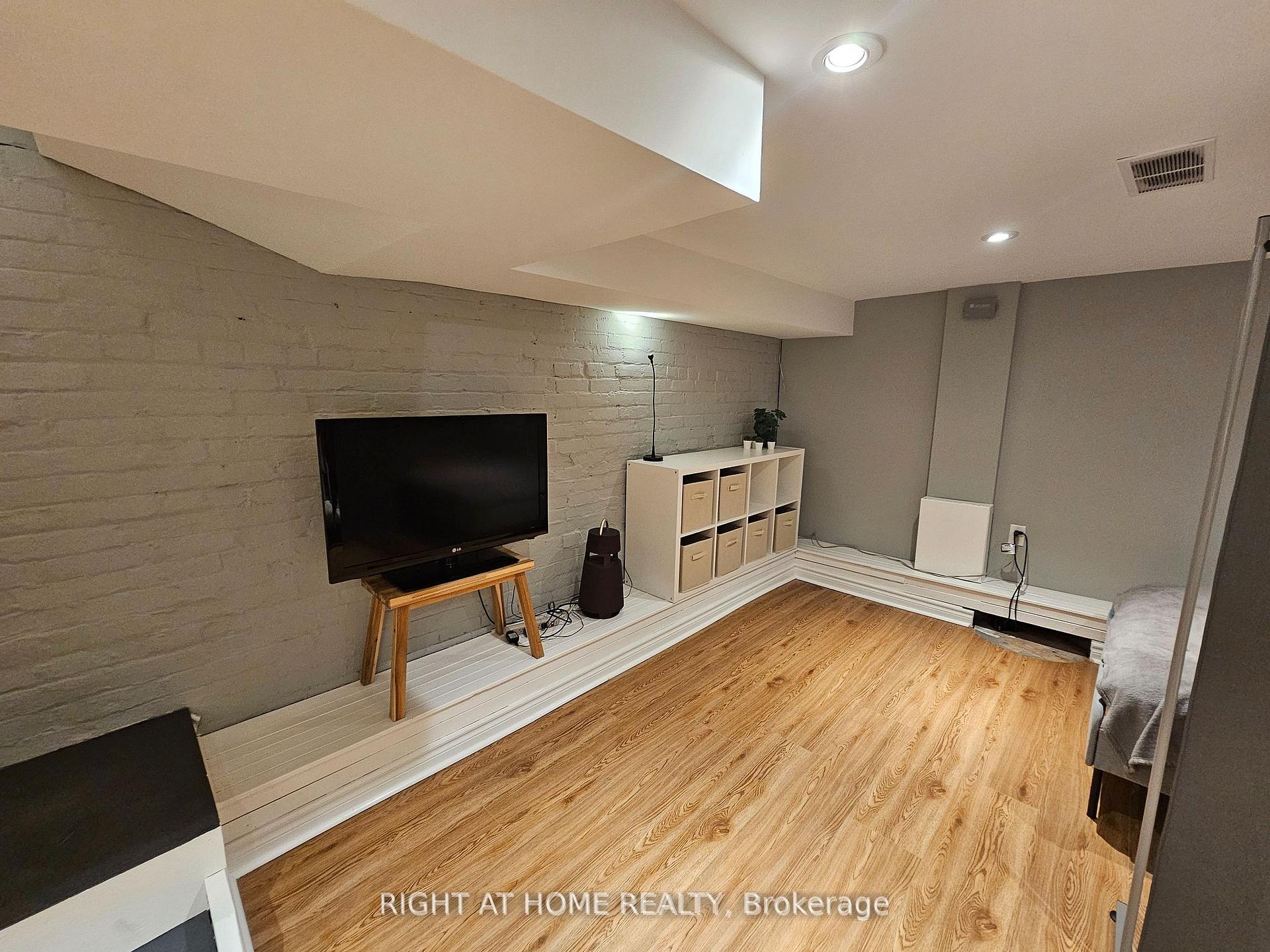 Photo 13 of Unit #2, 127 Heward Avenue, Toronto, South Riverdale — HOMEH