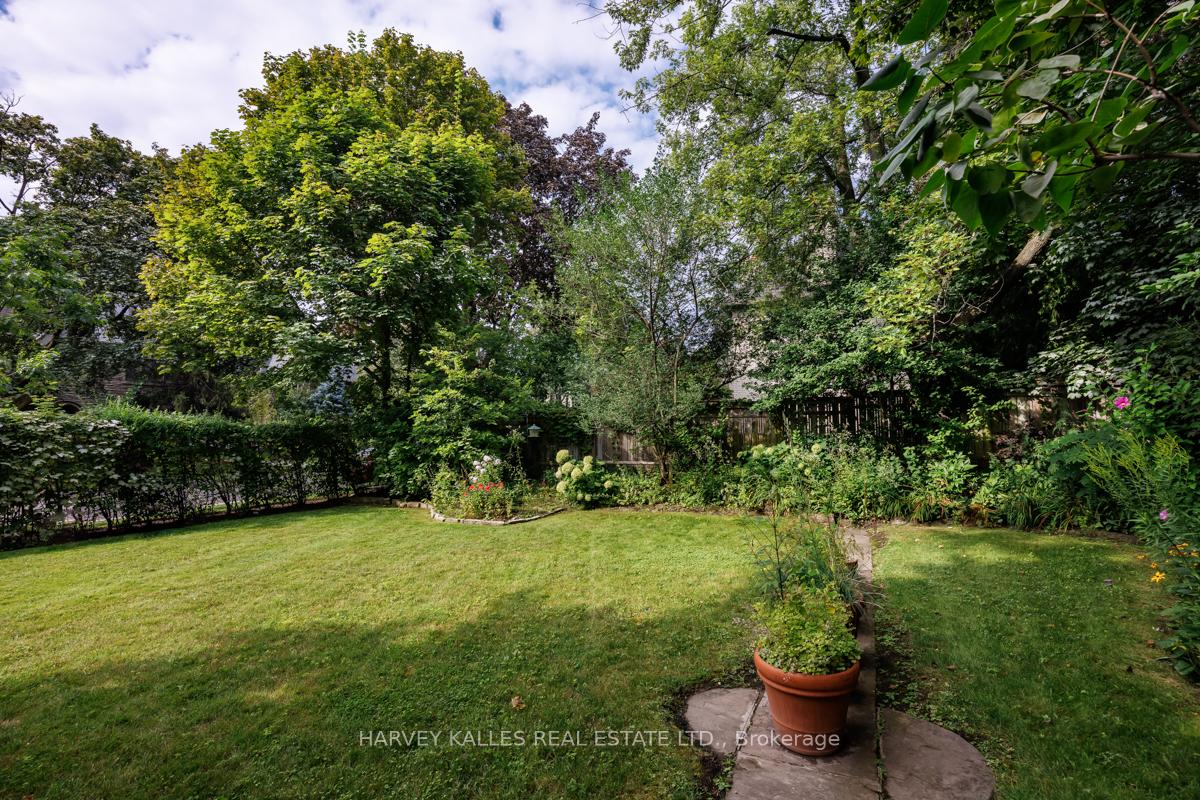 Photo 9 of 20 Ava Road, Toronto, Forest Hill South — HOMEH