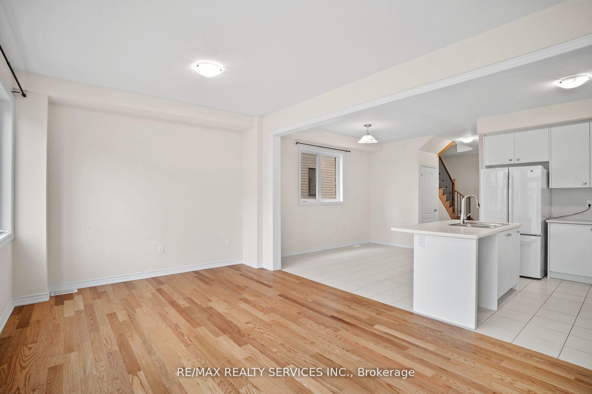 Photo 10 of 16 Concord Drive, Thorold, Rolling Meadows — HOMEH