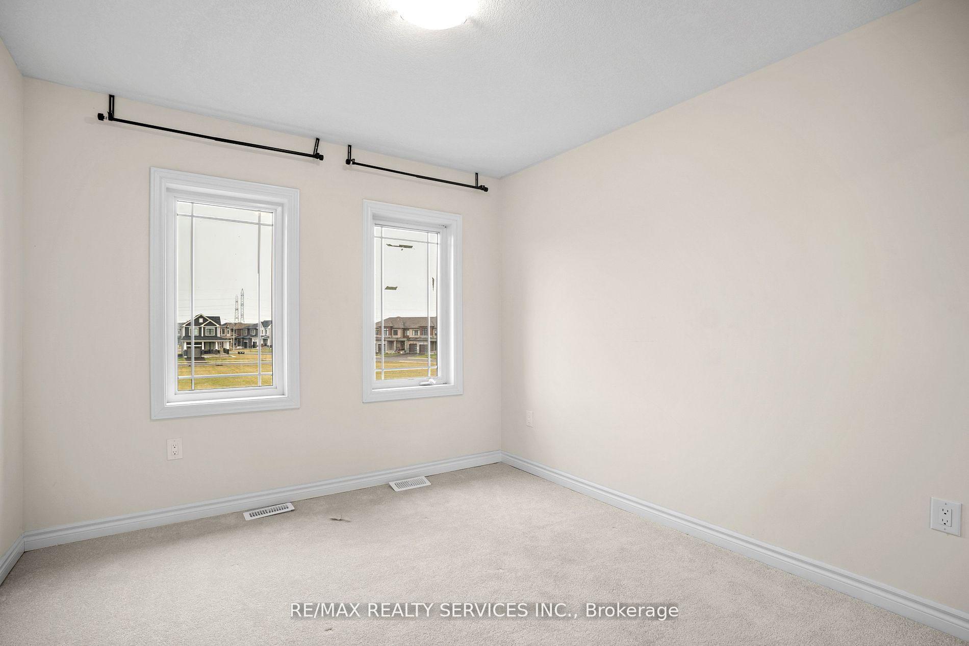 Photo 18 of 16 Concord Drive, Thorold, Rolling Meadows — HOMEH