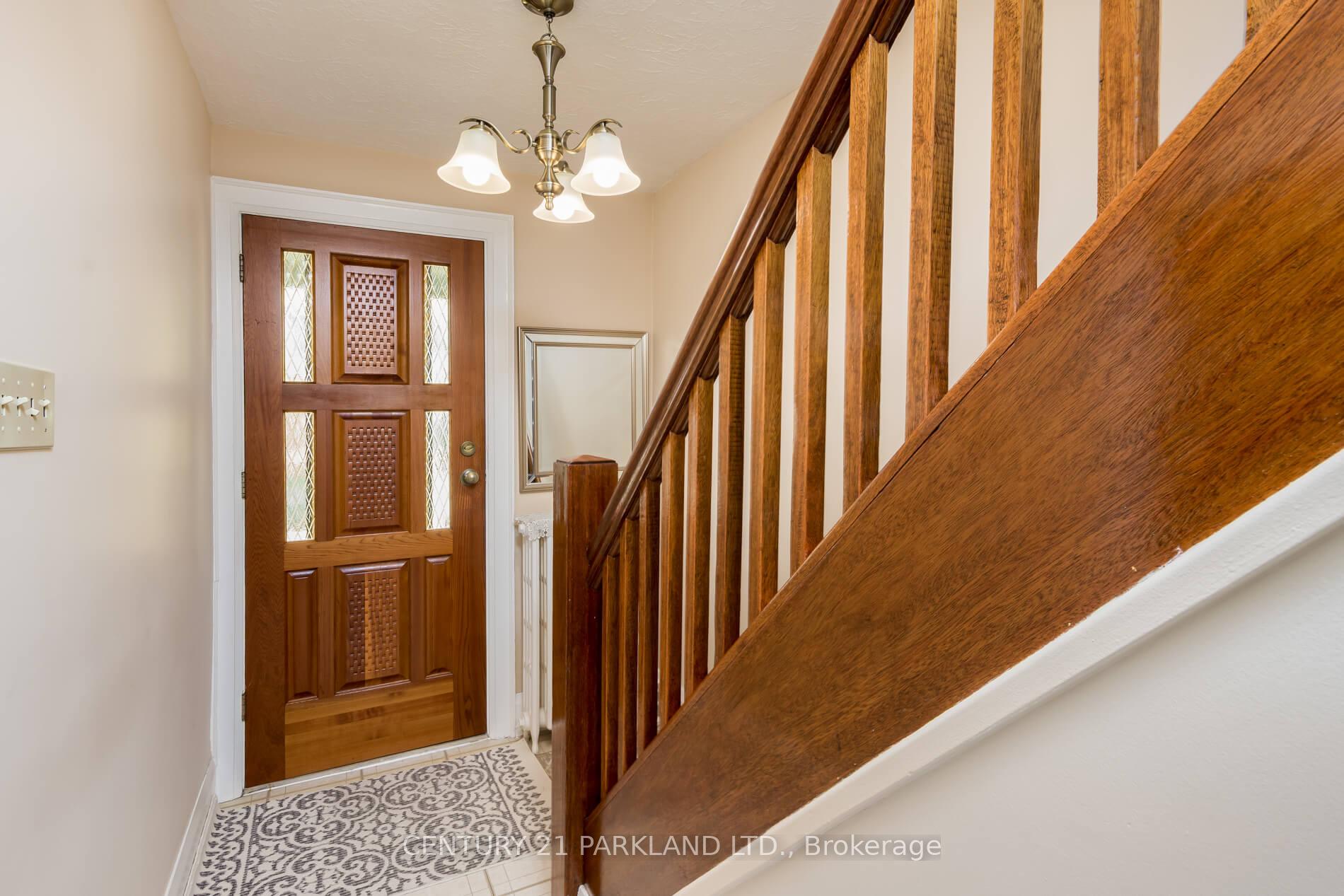 Photo 4 of 29 Cadorna Avenue, Toronto, Danforth Village-East York — HOMEH