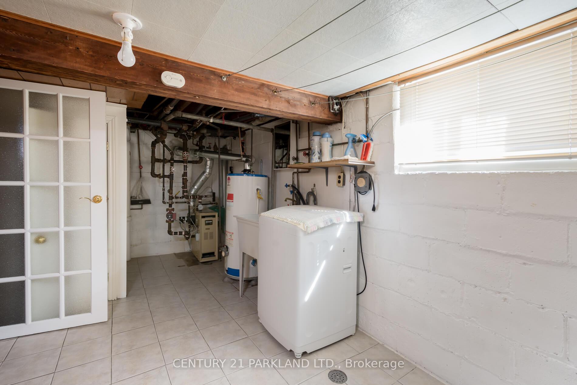Photo 25 of 29 Cadorna Avenue, Toronto, Danforth Village-East York — HOMEH