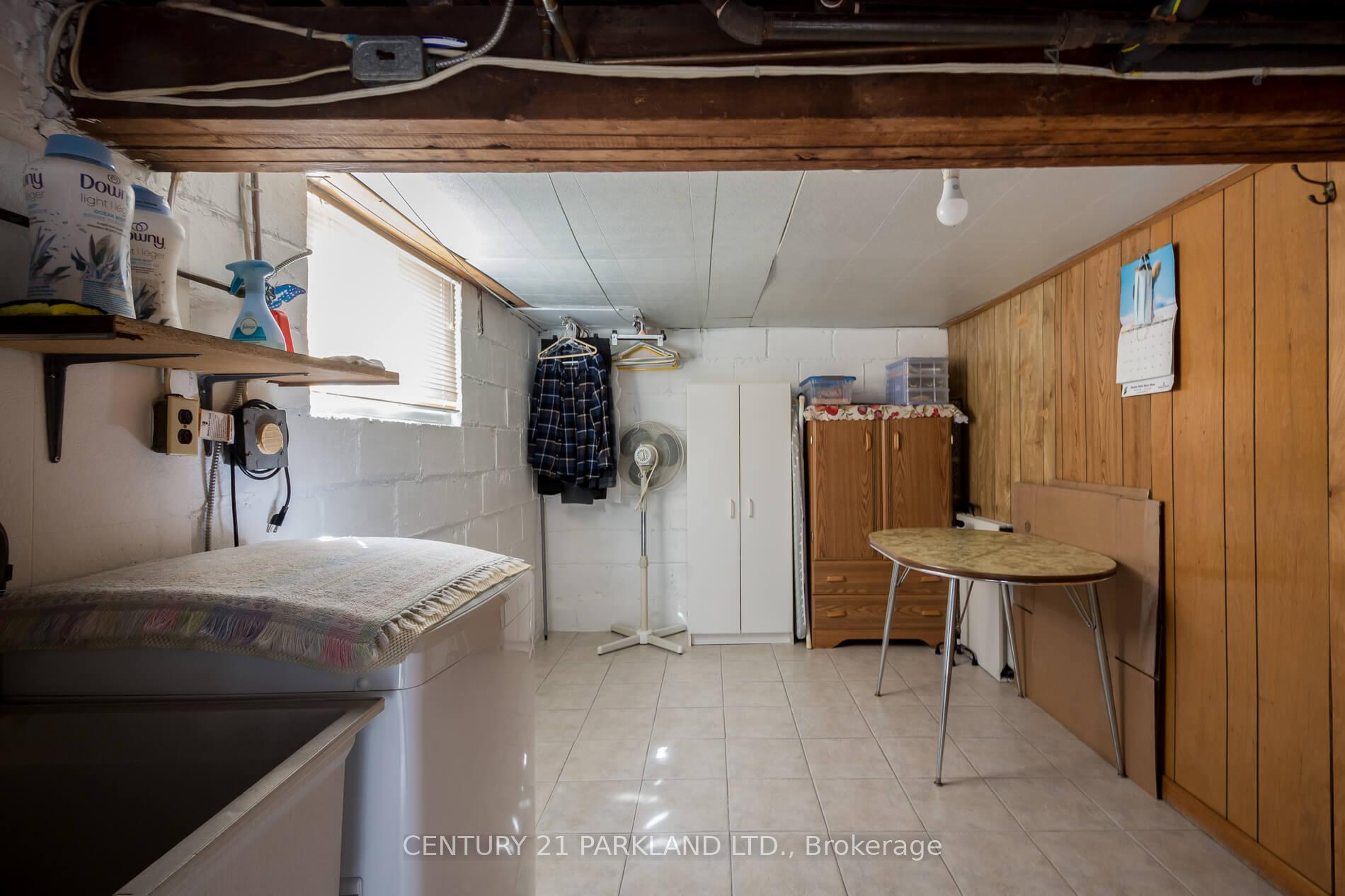Photo 26 of 29 Cadorna Avenue, Toronto, Danforth Village-East York — HOMEH