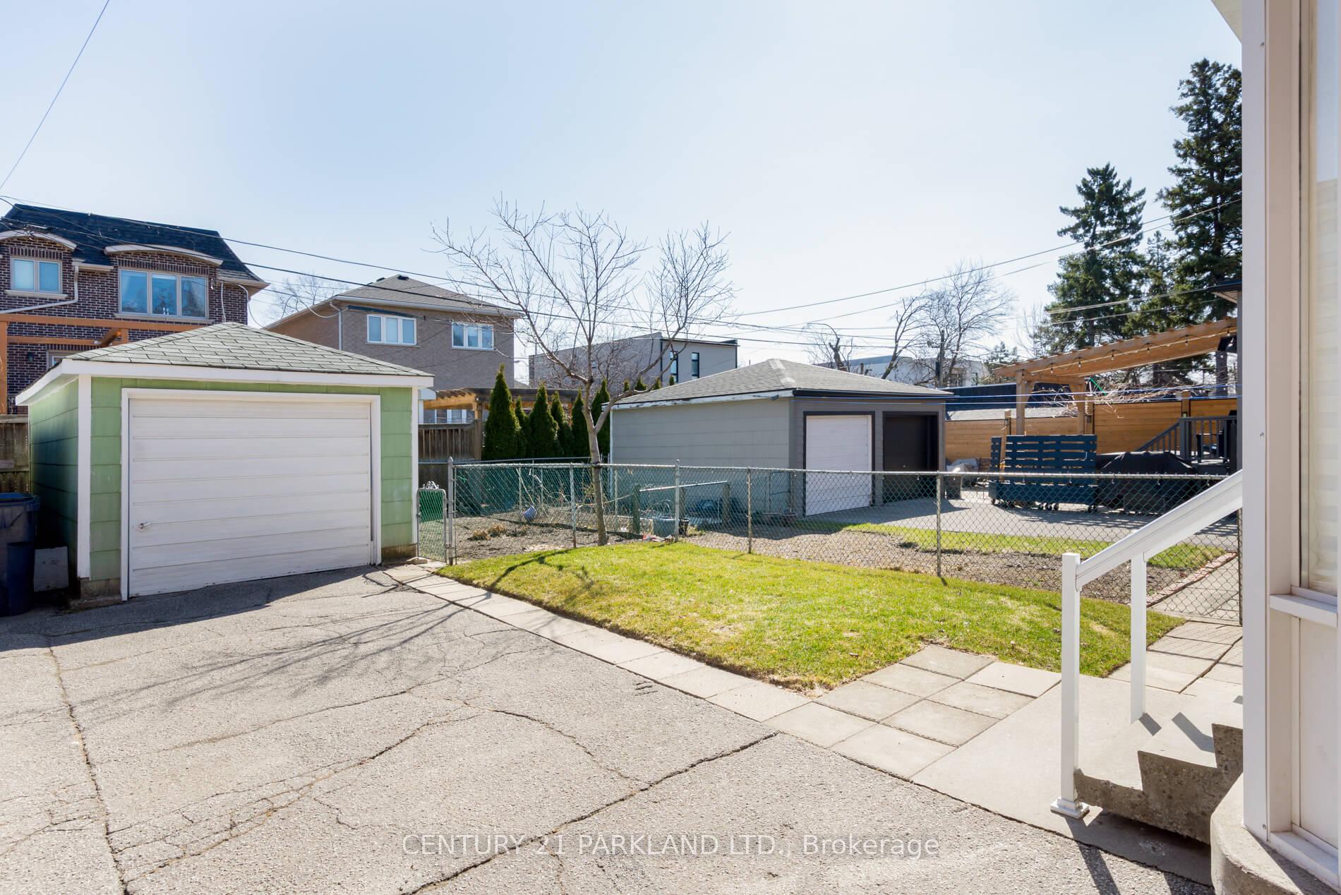 Photo 32 of 29 Cadorna Avenue, Toronto, Danforth Village-East York — HOMEH