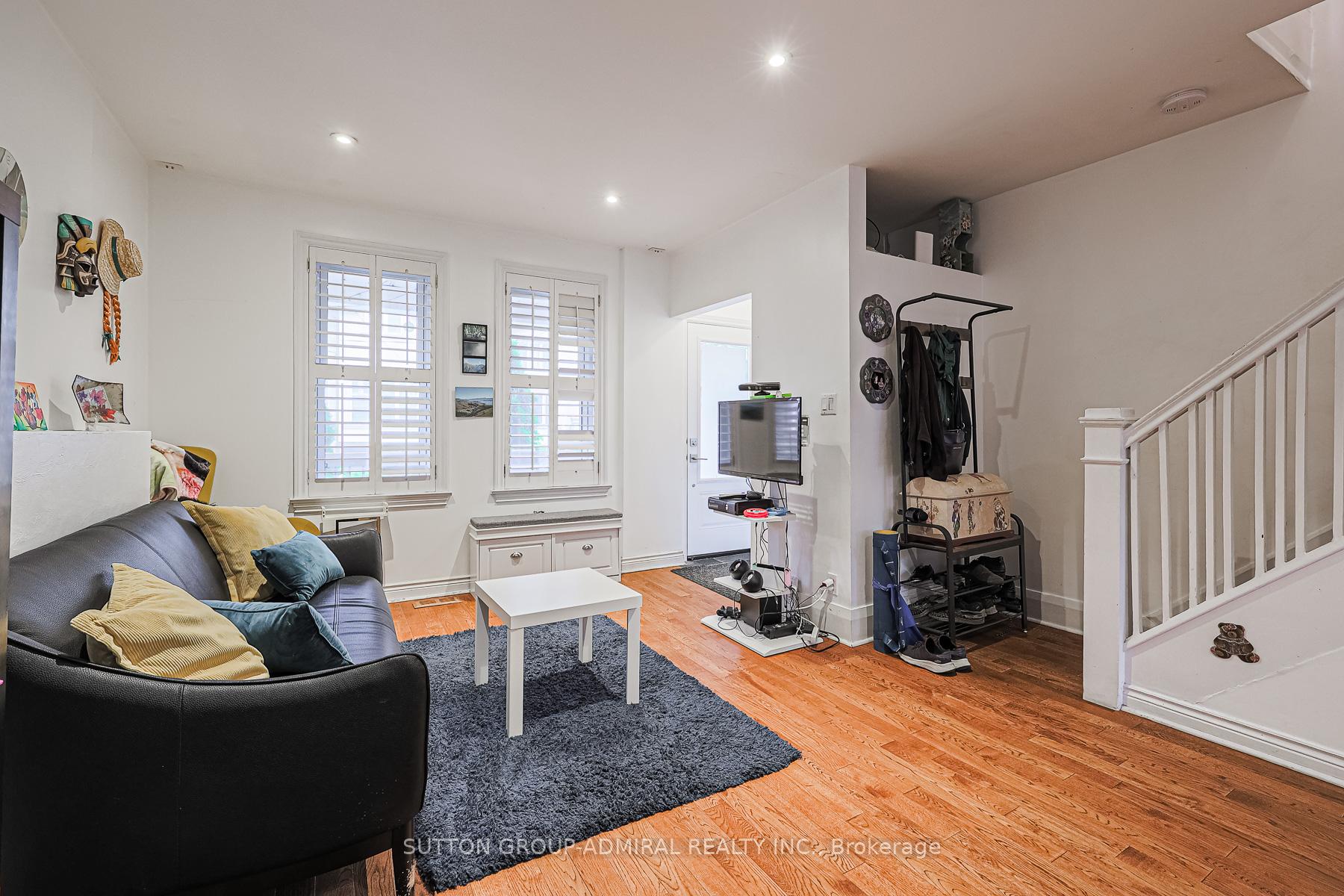 Photo 5 of 117 Helendale Avenue, Toronto, Yonge-Eglinton — HOMEH