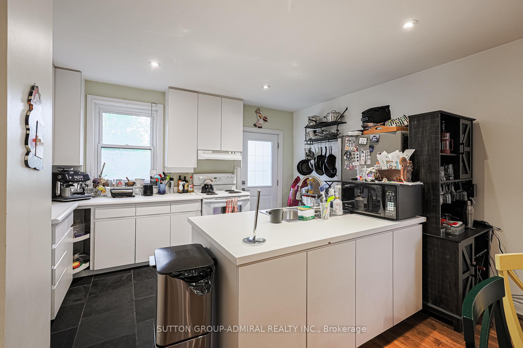 Photo 8 of 117 Helendale Avenue, Toronto, Yonge-Eglinton — HOMEH