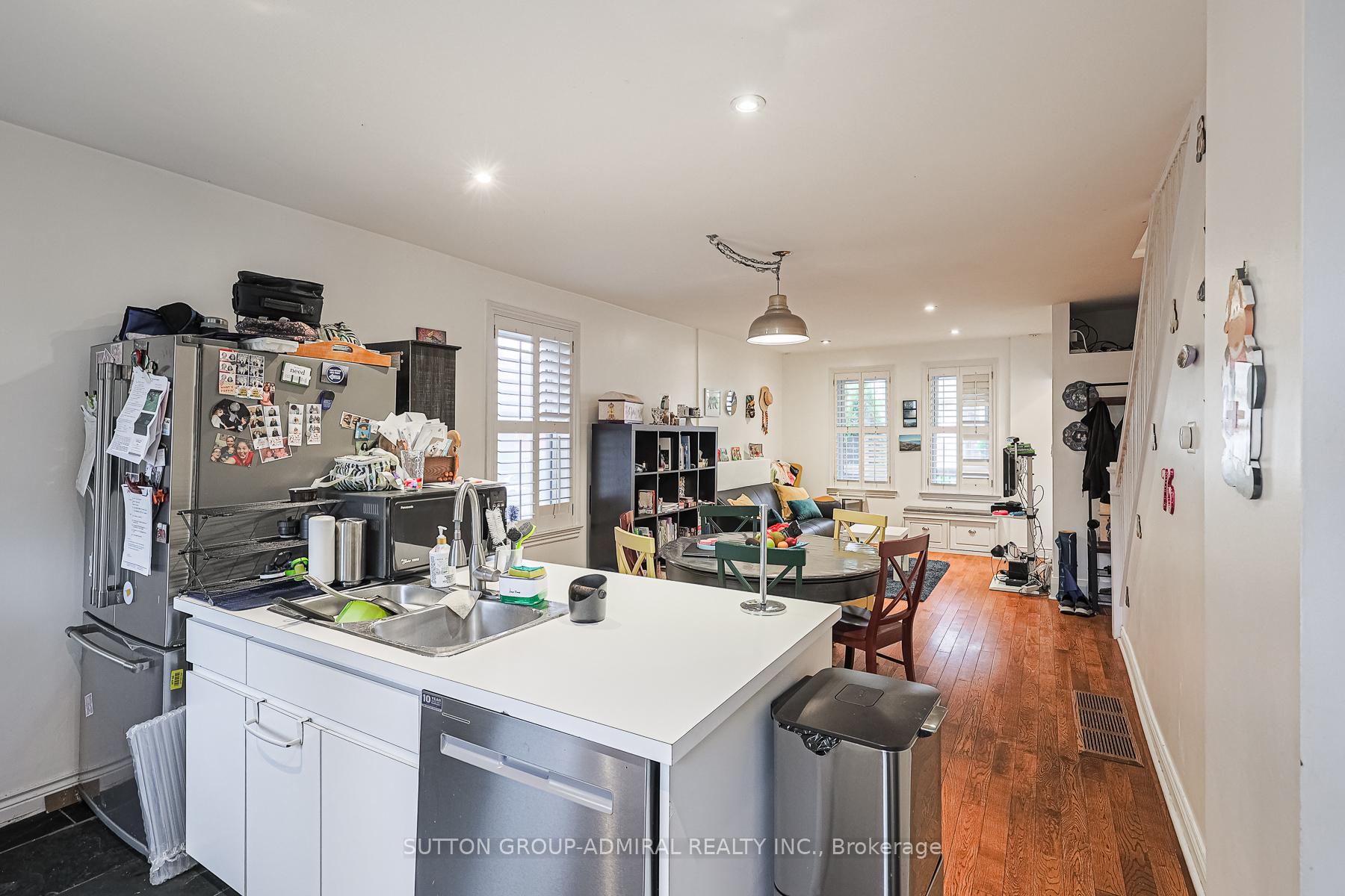 Photo 11 of 117 Helendale Avenue, Toronto, Yonge-Eglinton — HOMEH