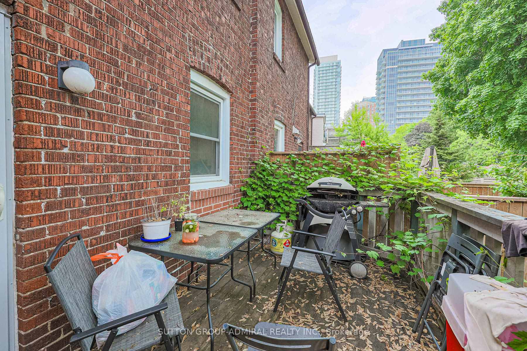 Photo 25 of 117 Helendale Avenue, Toronto, Yonge-Eglinton — HOMEH