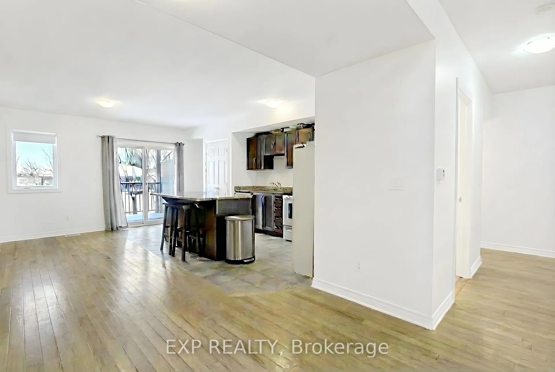 Photo 10 of Unit 4, 1220 Mcwatters Road, Ottawa, Queensway Terrace South/Ridgeview — HOMEH
