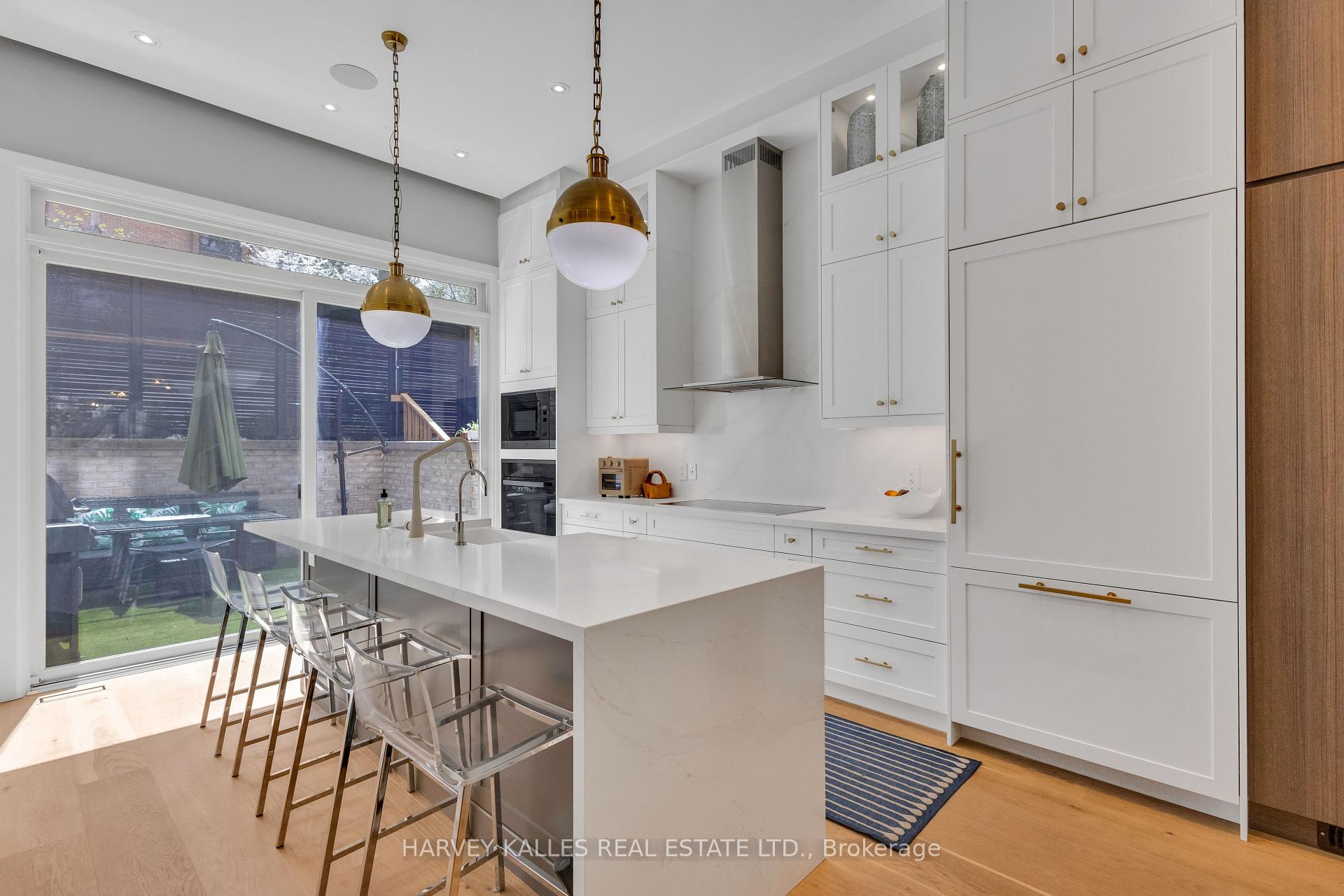 Photo 14 of 7 Relmar Gardens, Toronto, Forest Hill South — HOMEH