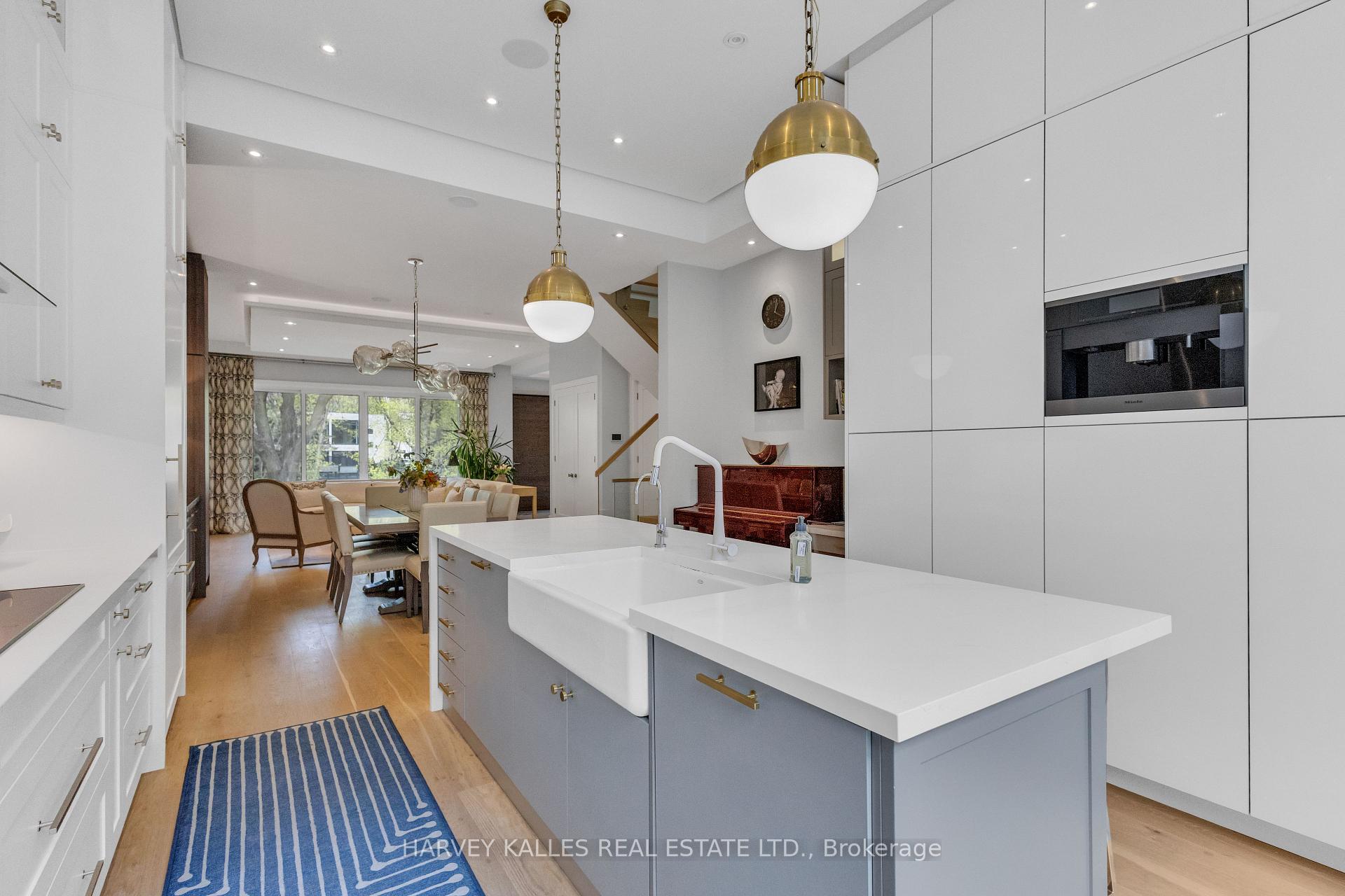 Photo 15 of 7 Relmar Gardens, Toronto, Forest Hill South — HOMEH
