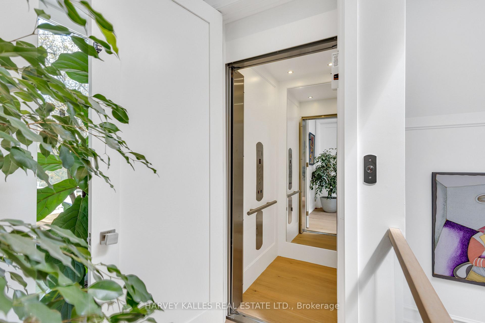 Photo 32 of 7 Relmar Gardens, Toronto, Forest Hill South — HOMEH