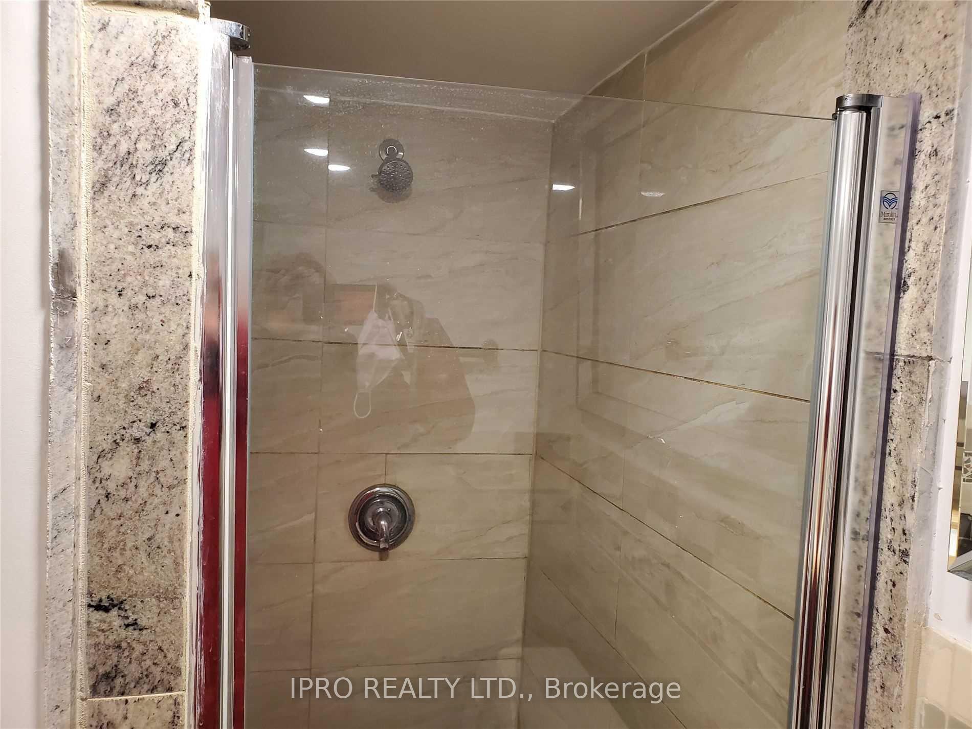 Photo 8 of Unit Lower # 2, 586 O'connor Drive, Toronto, East York — HOMEH