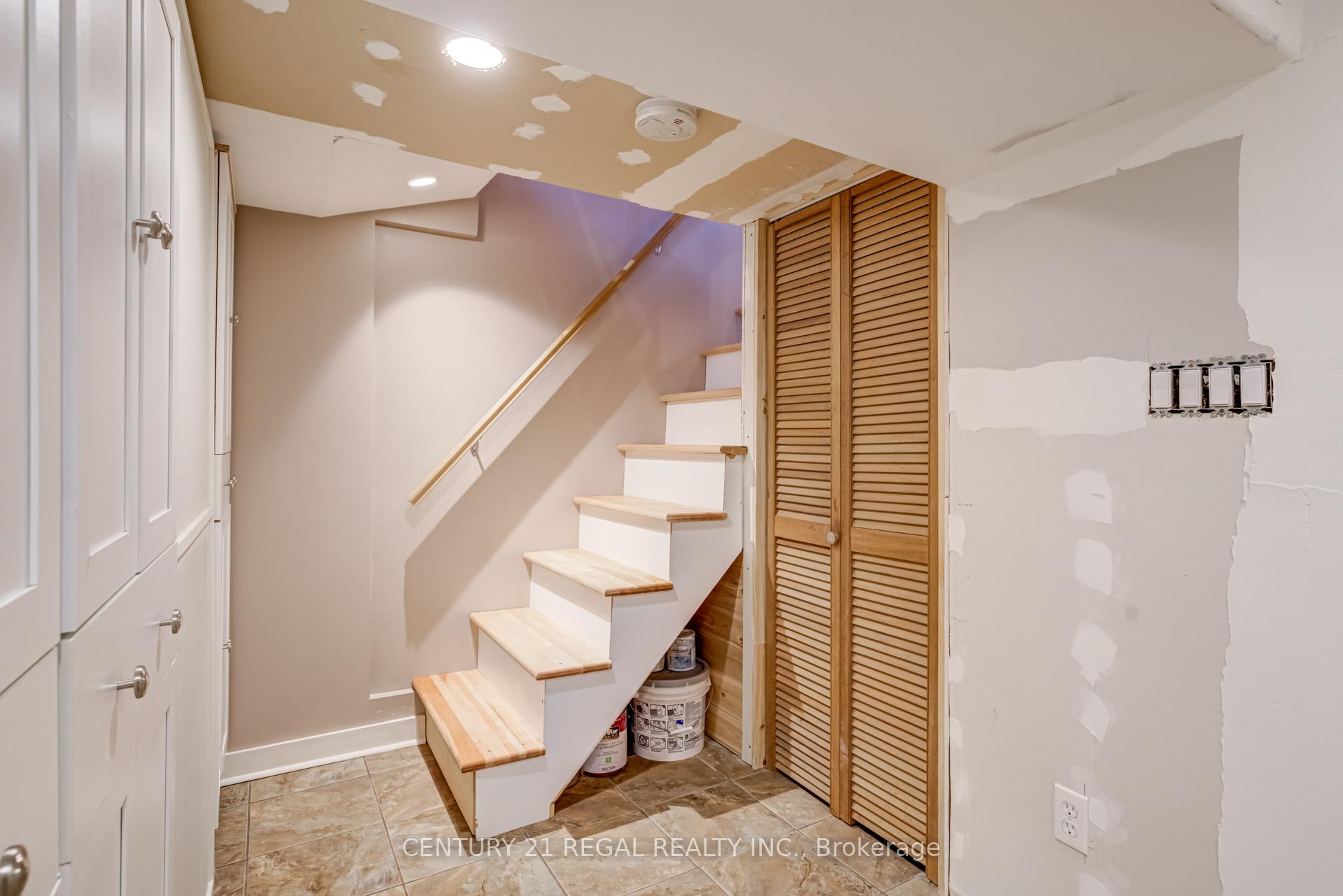 Photo 24 of 527 Sammon Avenue, Toronto, Danforth Village-East York — HOMEH