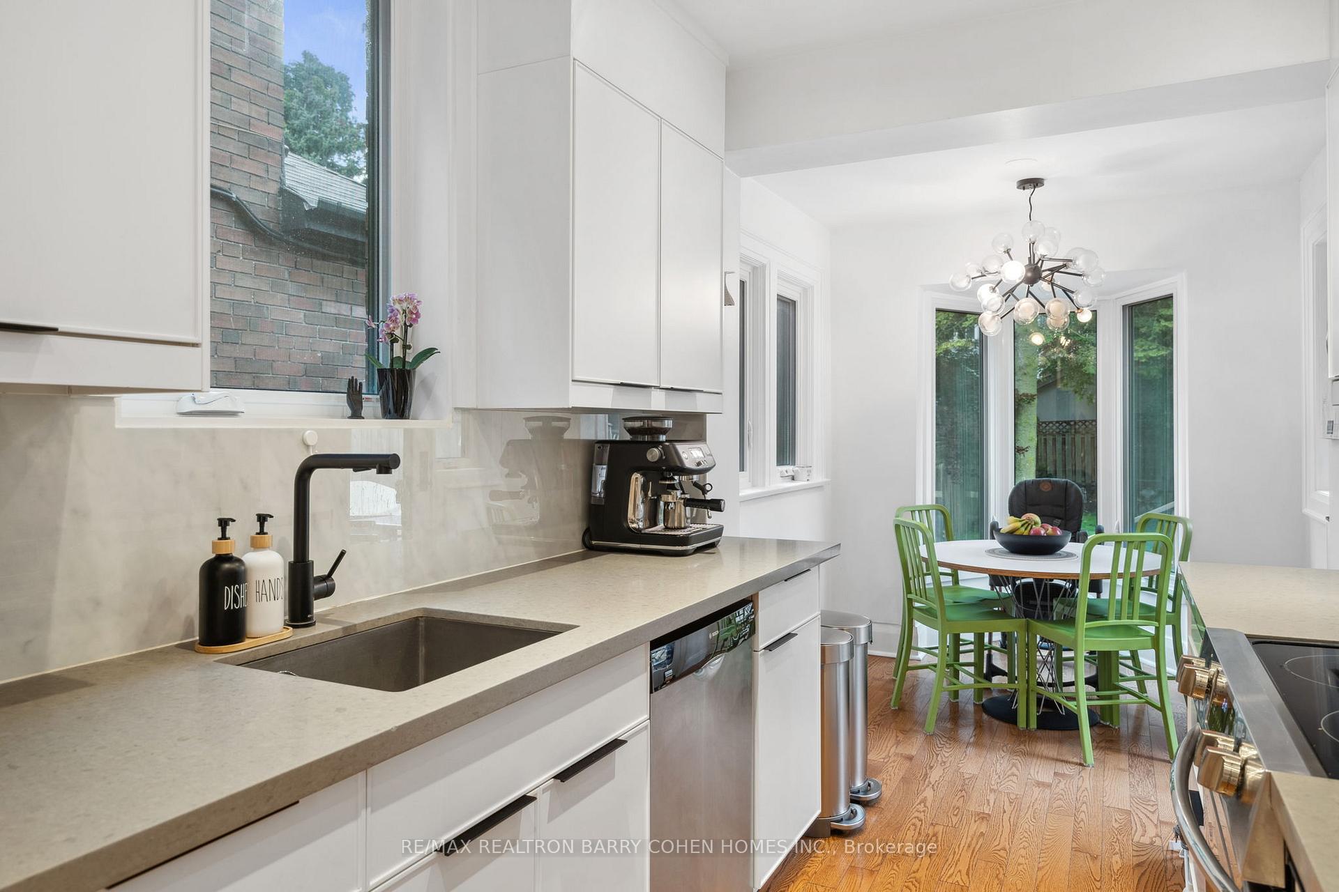 Photo 12 of 488 Roselawn Avenue, Toronto, Lawrence Park South — HOMEH