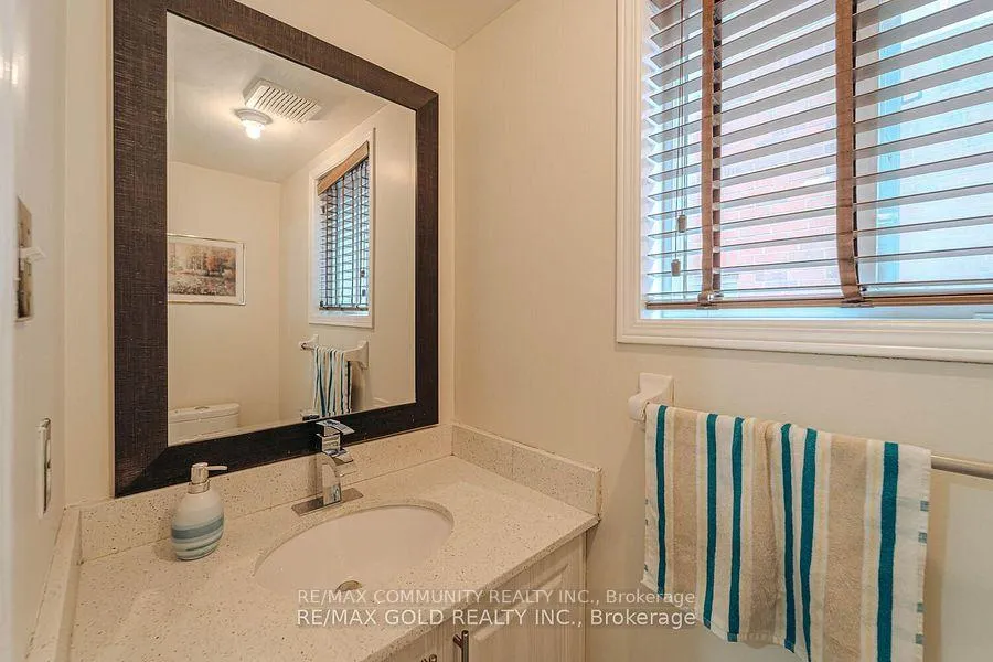 Photo 12 of 10 Squirreltail Way, Brampton, Sandringham-Wellington — HOMEH