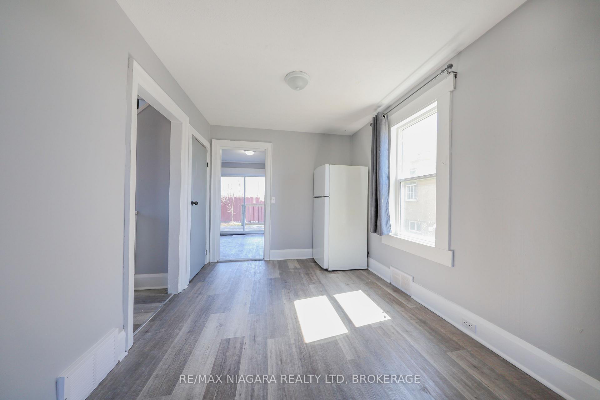 Photo 5 of 214 Allanburg Road, Thorold, Allanburg/Thorold South — HOMEH