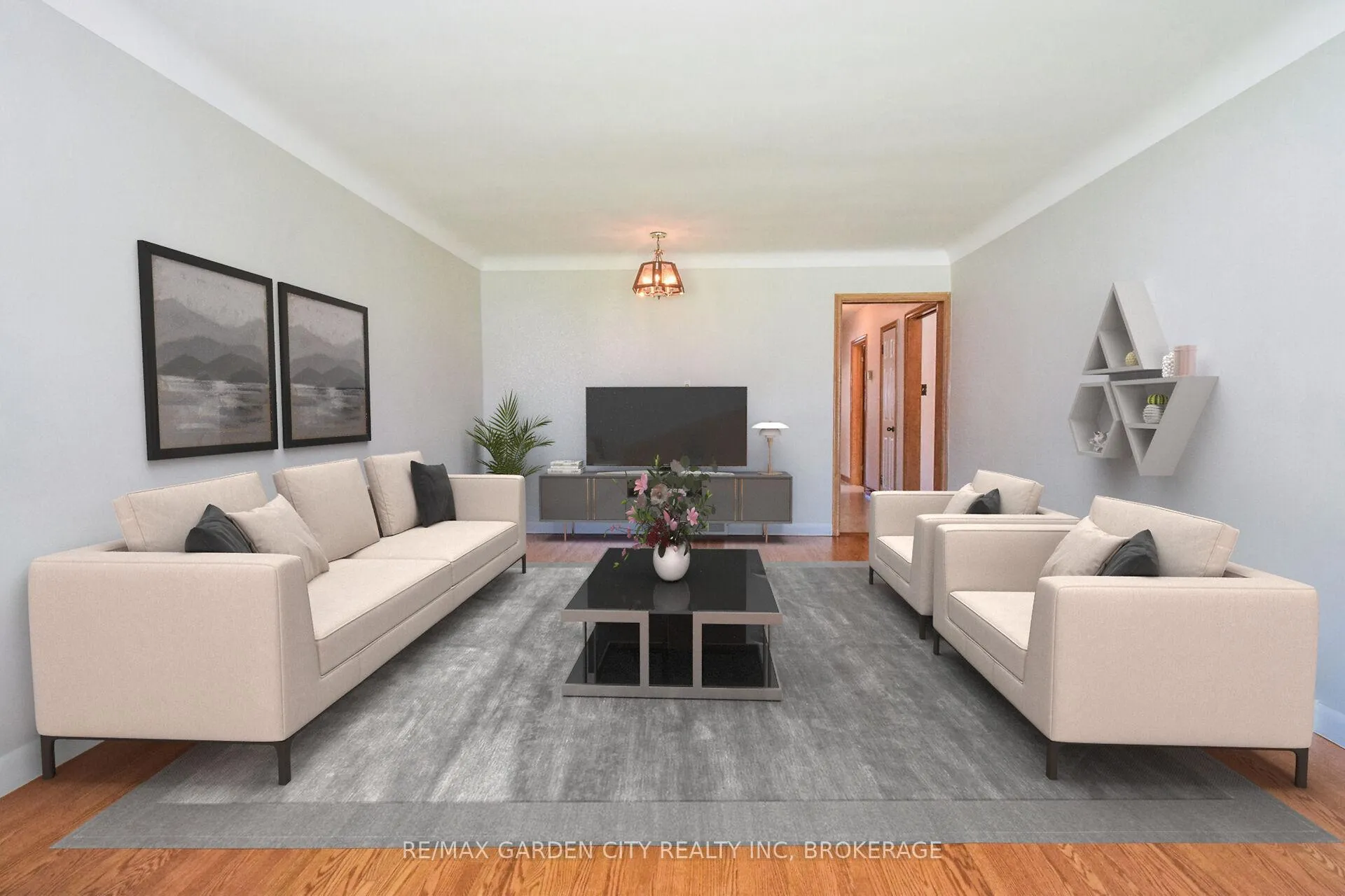 Photo 5 of 115 Larraine Street, Welland, Broadway — HOMEH