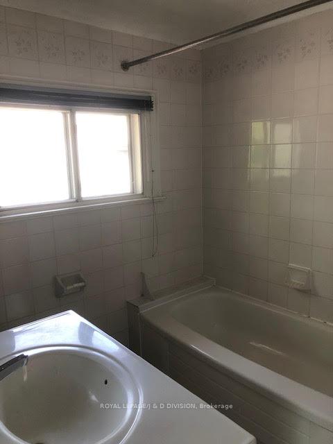 Photo 7 of Unit 4, 49 Oriole Parkway, Toronto, Yonge-St. Clair — HOMEH