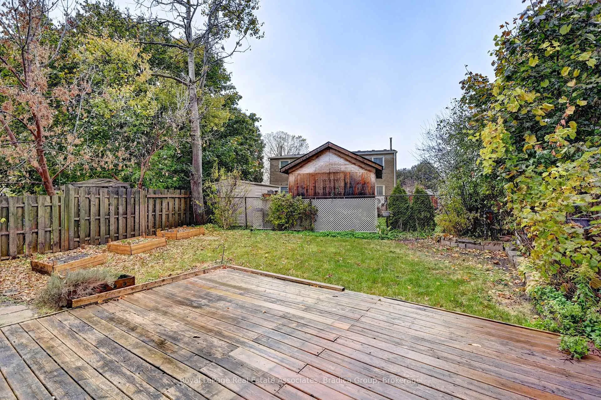 Photo 16 of 22 Berwick Place, Kitchener — HOMEH