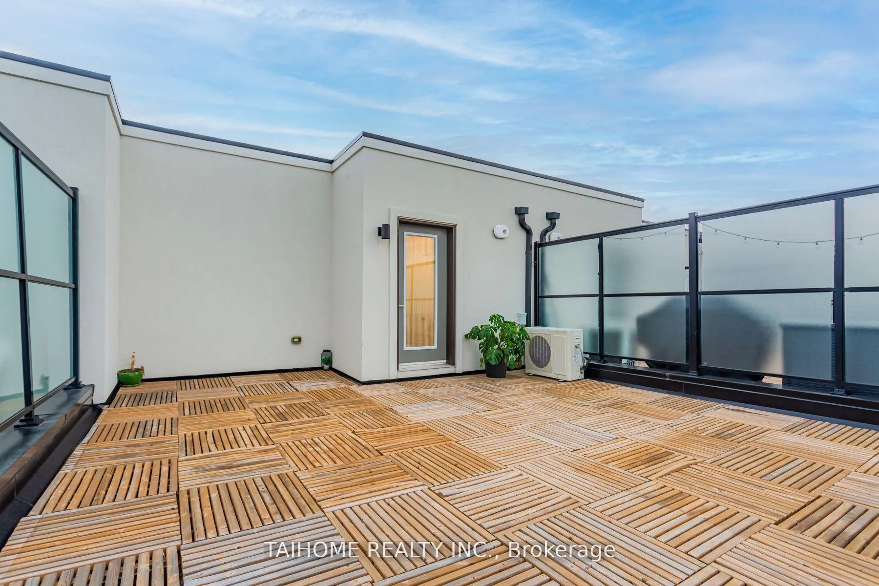 Photo 6 of Unit 74, 400 Alex Gardner Circle, Aurora, Aurora Village — HOMEH