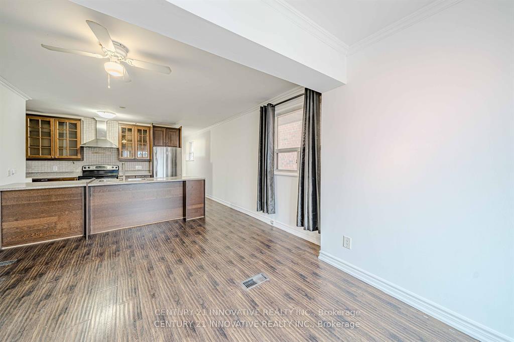 Photo 7 of Unit Upper, 523 Westmount Avenue, Toronto, Oakwood Village — HOMEH