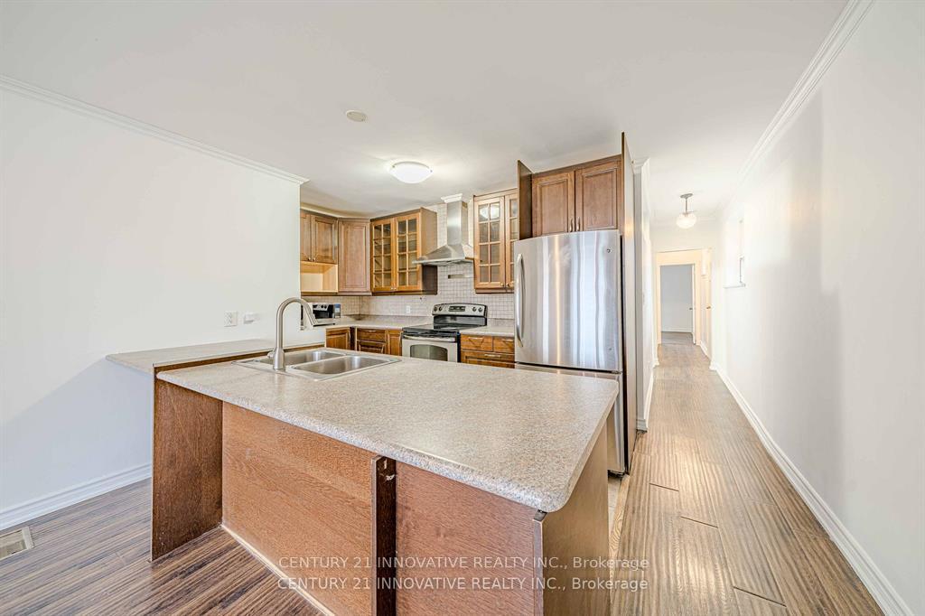 Photo 9 of Unit Upper, 523 Westmount Avenue, Toronto, Oakwood Village — HOMEH