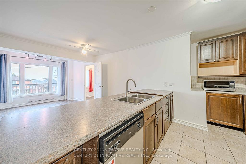 Photo 11 of Unit Upper, 523 Westmount Avenue, Toronto, Oakwood Village — HOMEH