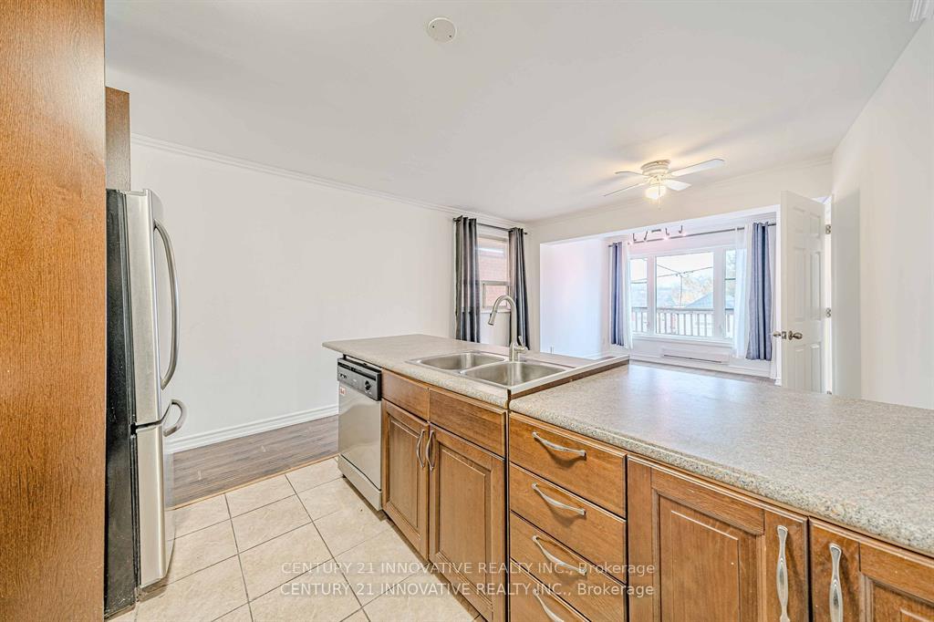 Photo 14 of Unit Upper, 523 Westmount Avenue, Toronto, Oakwood Village — HOMEH