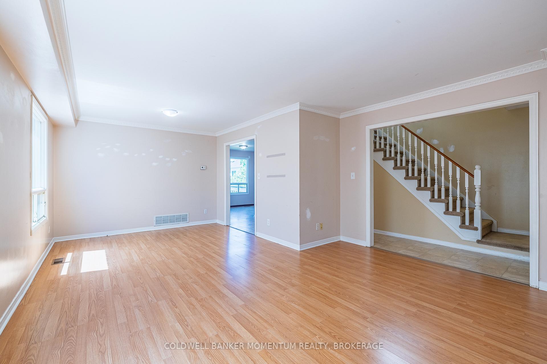 Photo 7 of 116 Summers Drive, Thorold, Confederation Heights — HOMEH