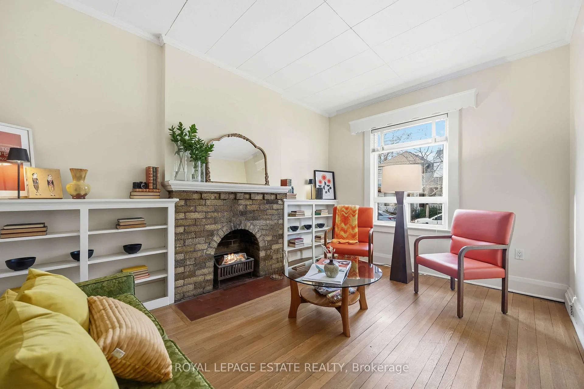 Photo 6 of 297 Cedarvale Avenue, Toronto, Woodbine-Lumsden — HOMEH