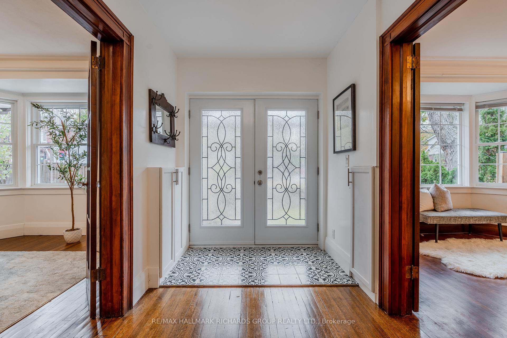 Photo 2 of 85 Deloraine Avenue, Toronto, Lawrence Park North — HOMEH
