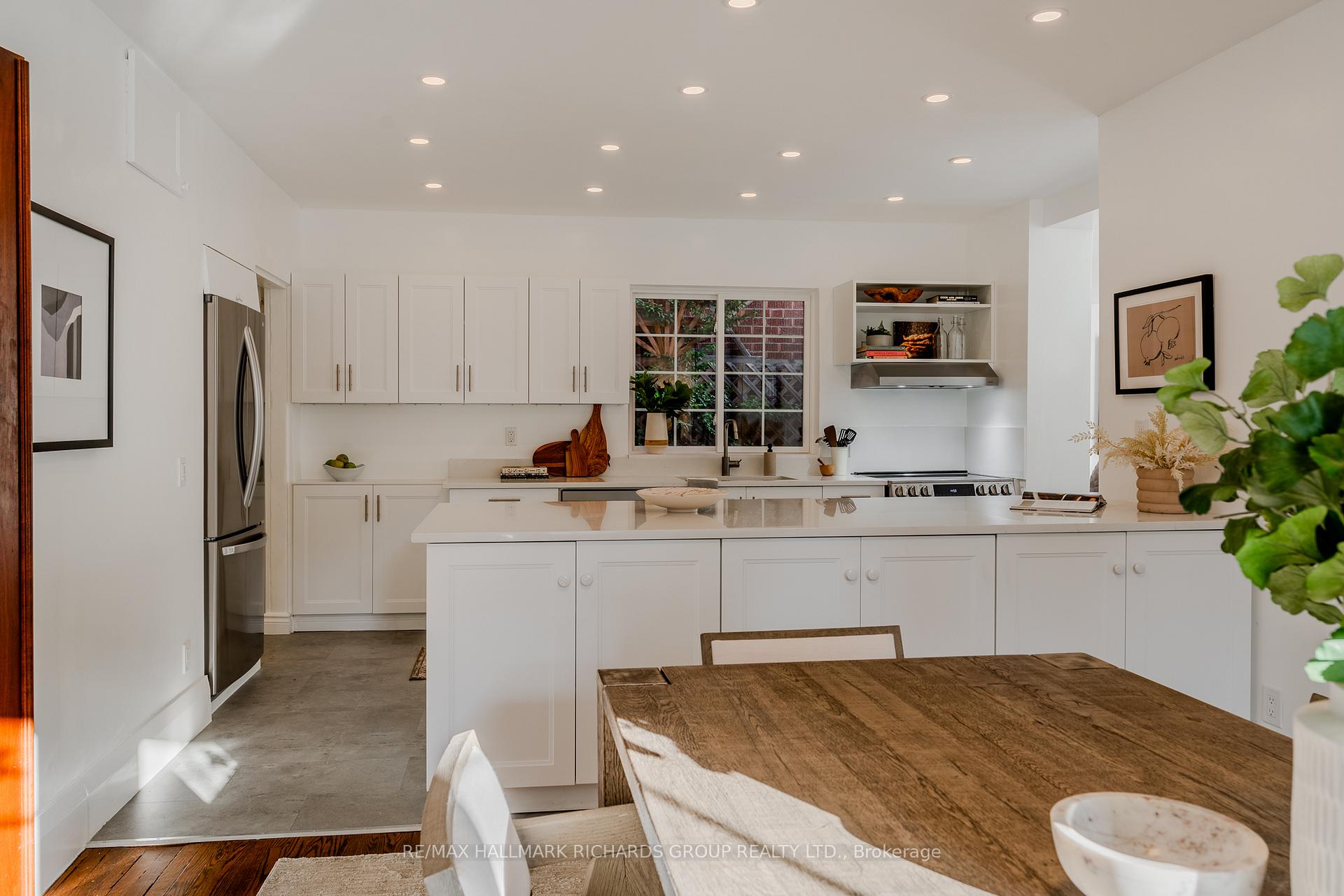 Photo 3 of 85 Deloraine Avenue, Toronto, Lawrence Park North — HOMEH