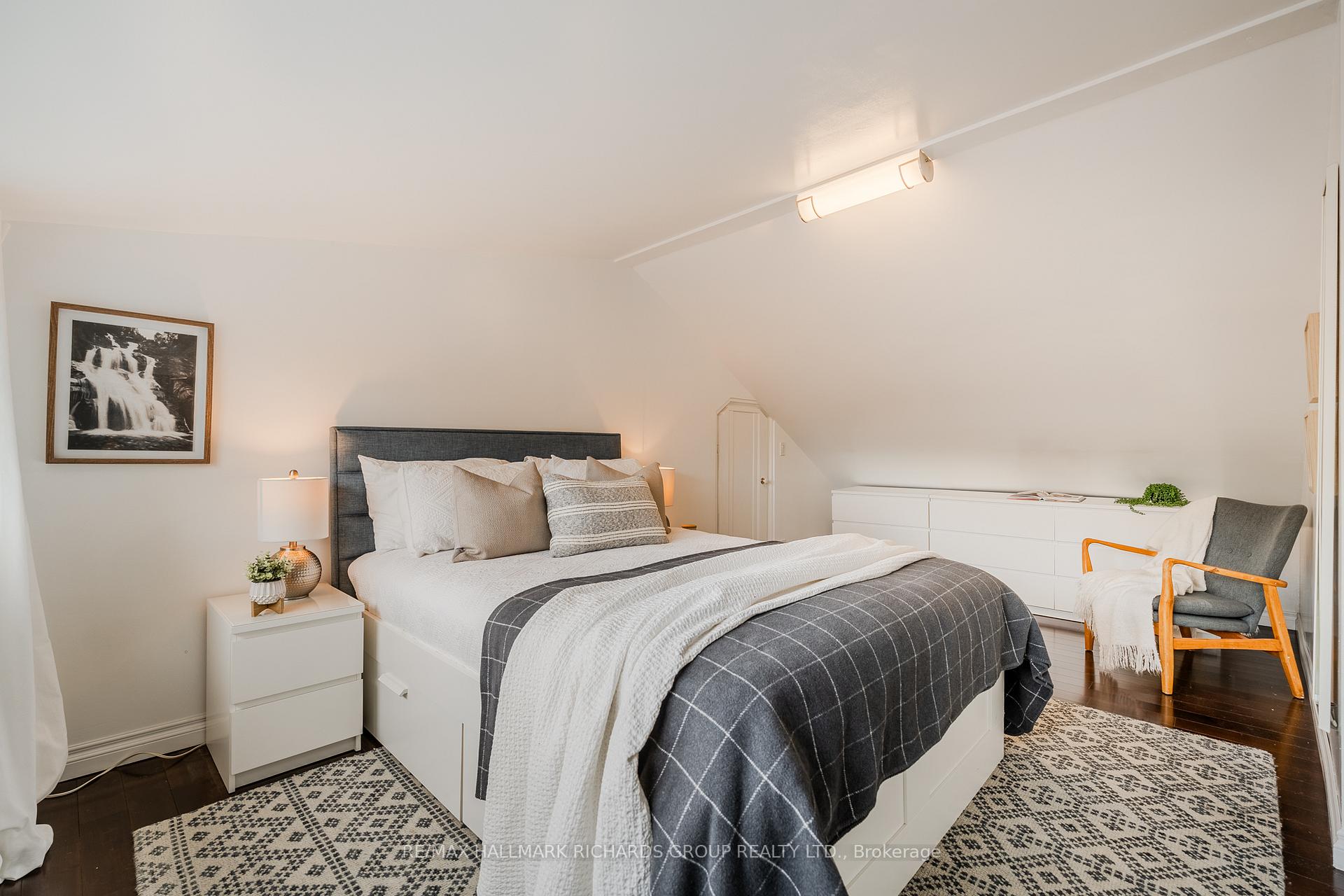 Photo 12 of 85 Deloraine Avenue, Toronto, Lawrence Park North — HOMEH