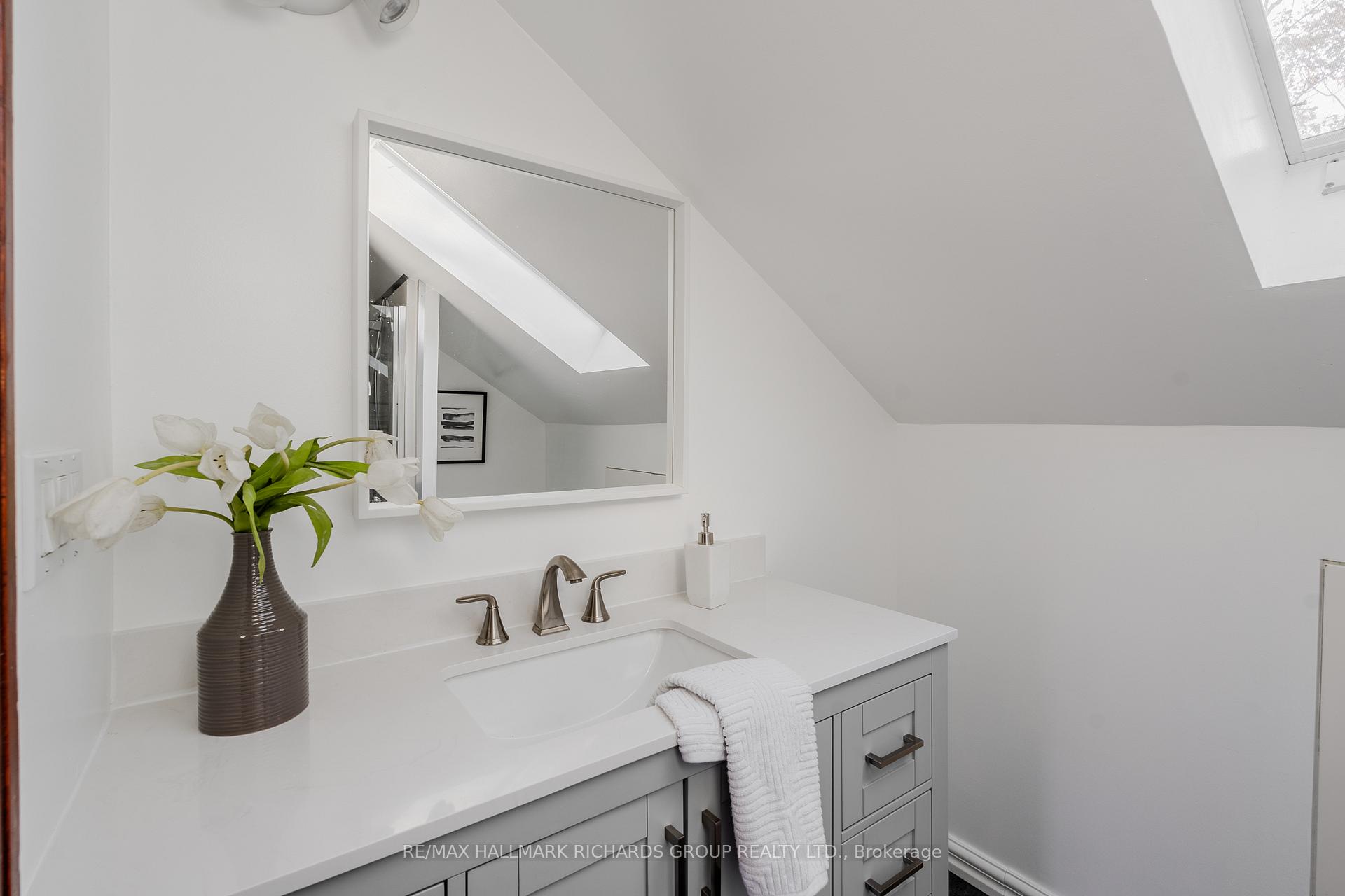 Photo 13 of 85 Deloraine Avenue, Toronto, Lawrence Park North — HOMEH
