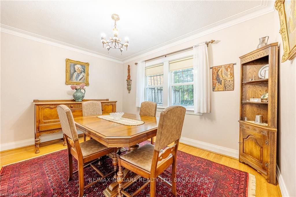 Photo 8 of 333 Glengarry Avenue, Toronto, Bedford Park-Nortown — HOMEH