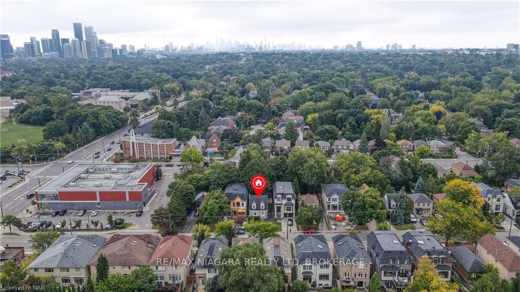 Photo 25 of 333 Glengarry Avenue, Toronto, Bedford Park-Nortown — HOMEH