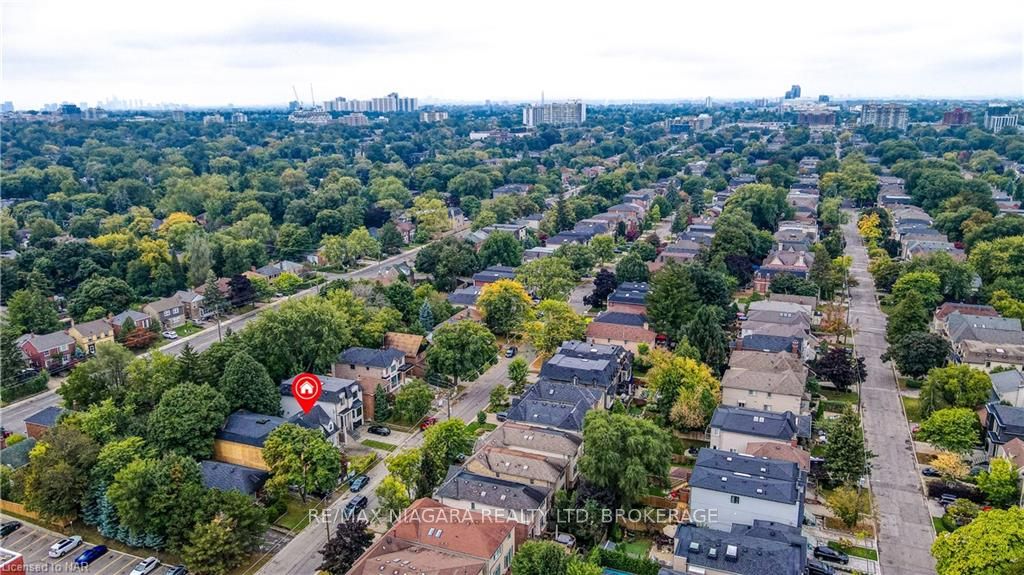Photo 26 of 333 Glengarry Avenue, Toronto, Bedford Park-Nortown — HOMEH