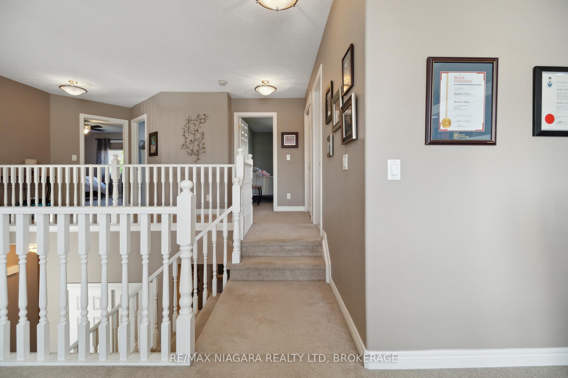 Photo 15 of 30 Raspberry Trail, Thorold, Confederation Heights — HOMEH