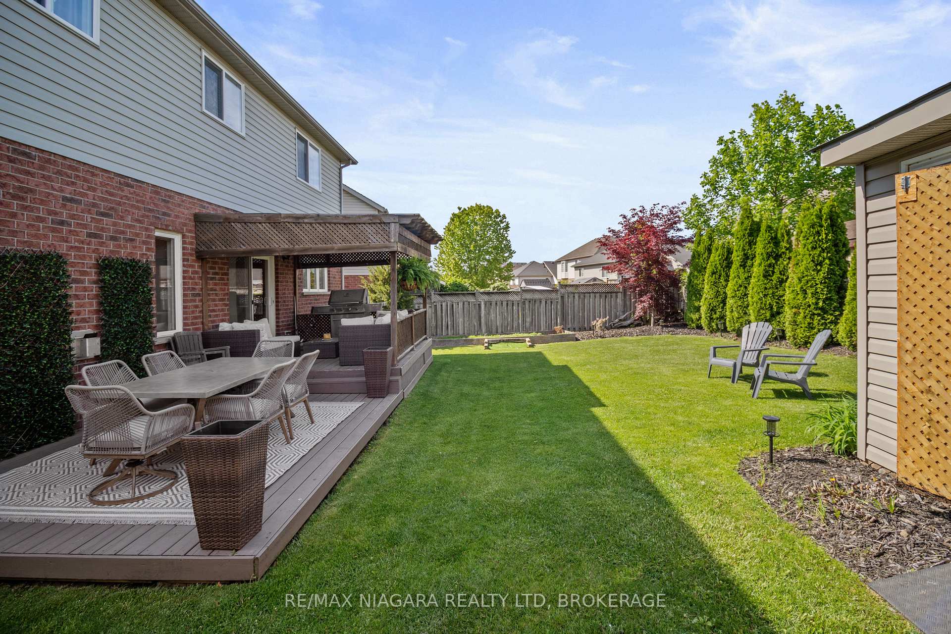 Photo 34 of 30 Raspberry Trail, Thorold, Confederation Heights — HOMEH
