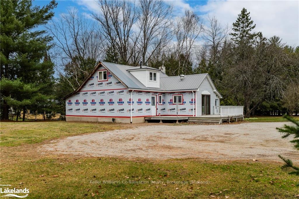 Photo 39 of 1914 Rosemount Road, Tay, Rural Tay — HOMEH