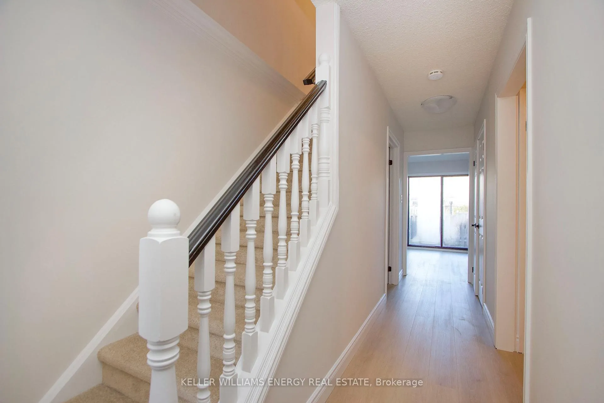 Photo 2 of Unit 5, 221 Ormond Drive, Oshawa, Samac — HOMEH