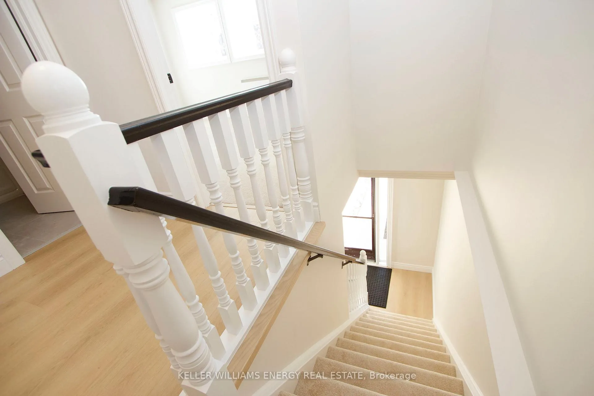 Photo 10 of Unit 5, 221 Ormond Drive, Oshawa, Samac — HOMEH