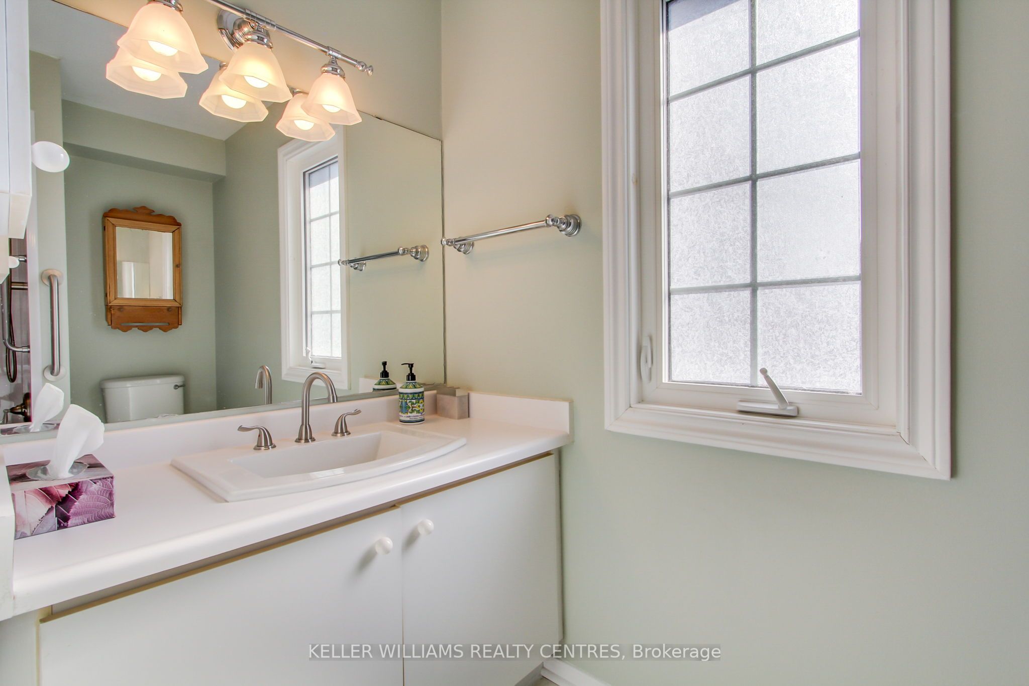 Photo 56 of 889 Clancey Crescent, Newmarket, Gorham-College Manor — HOMEH