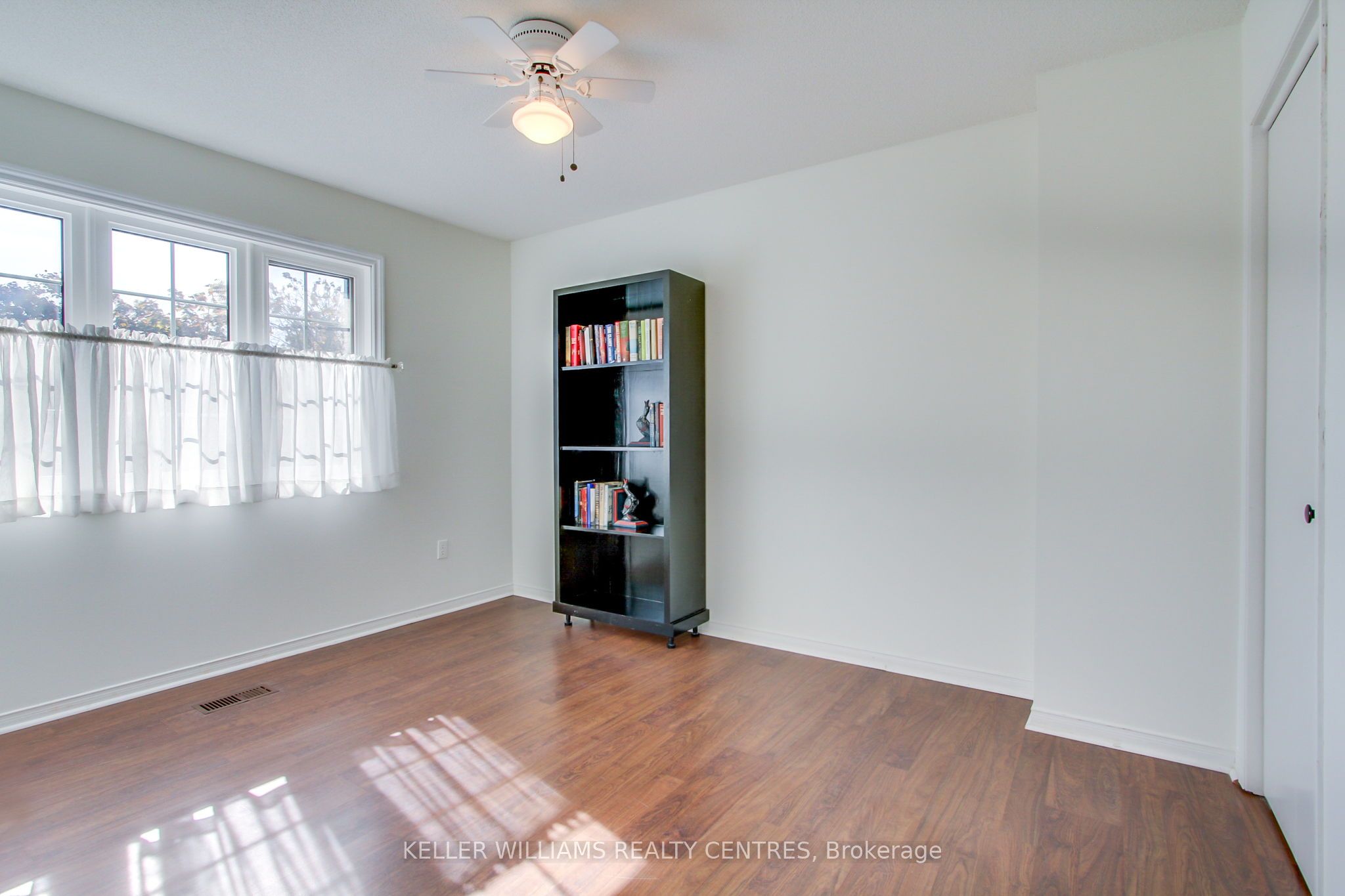 Photo 54 of 889 Clancey Crescent, Newmarket, Gorham-College Manor — HOMEH