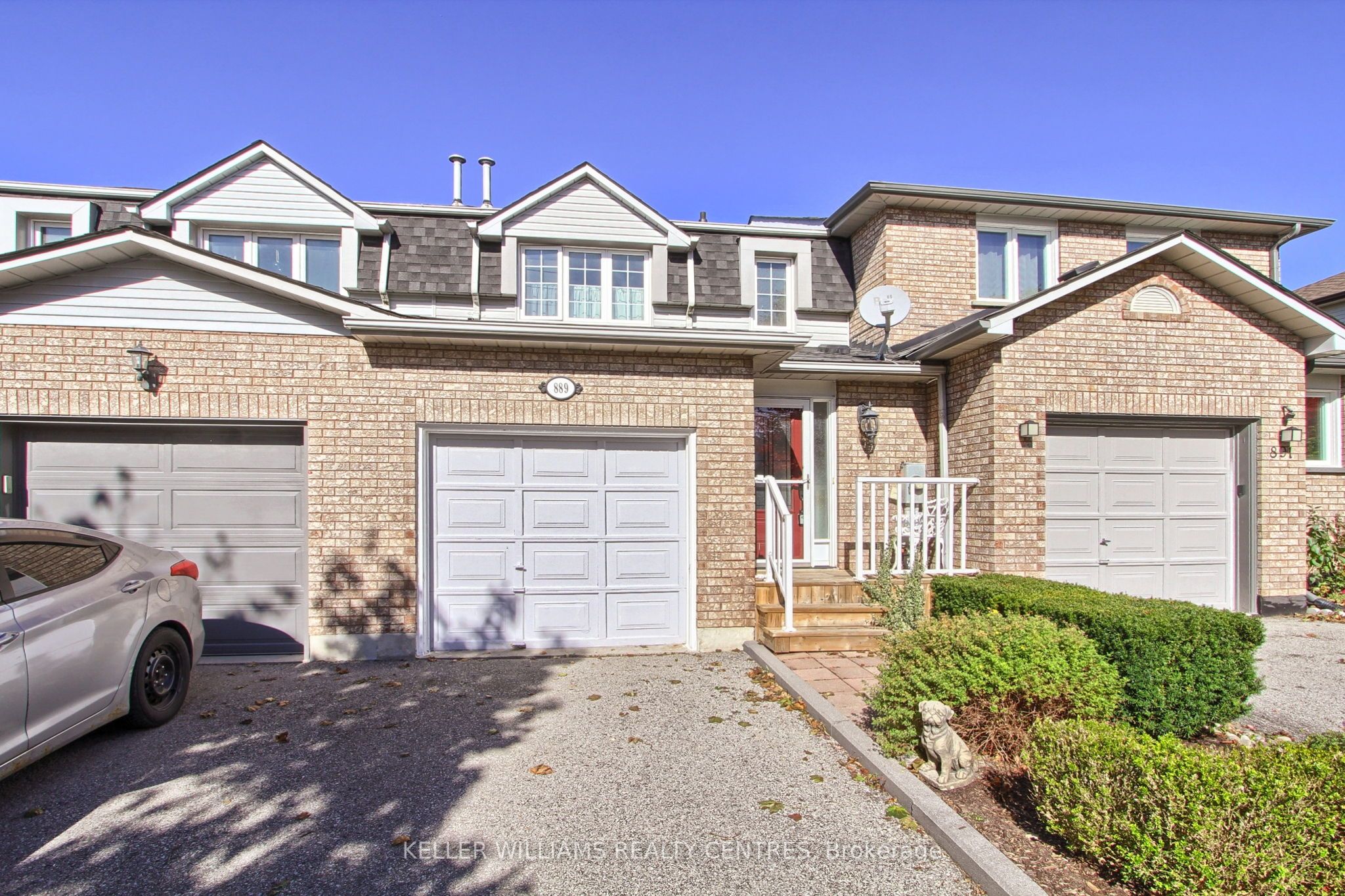 Photo 33 of 889 Clancey Crescent, Newmarket, Gorham-College Manor — HOMEH