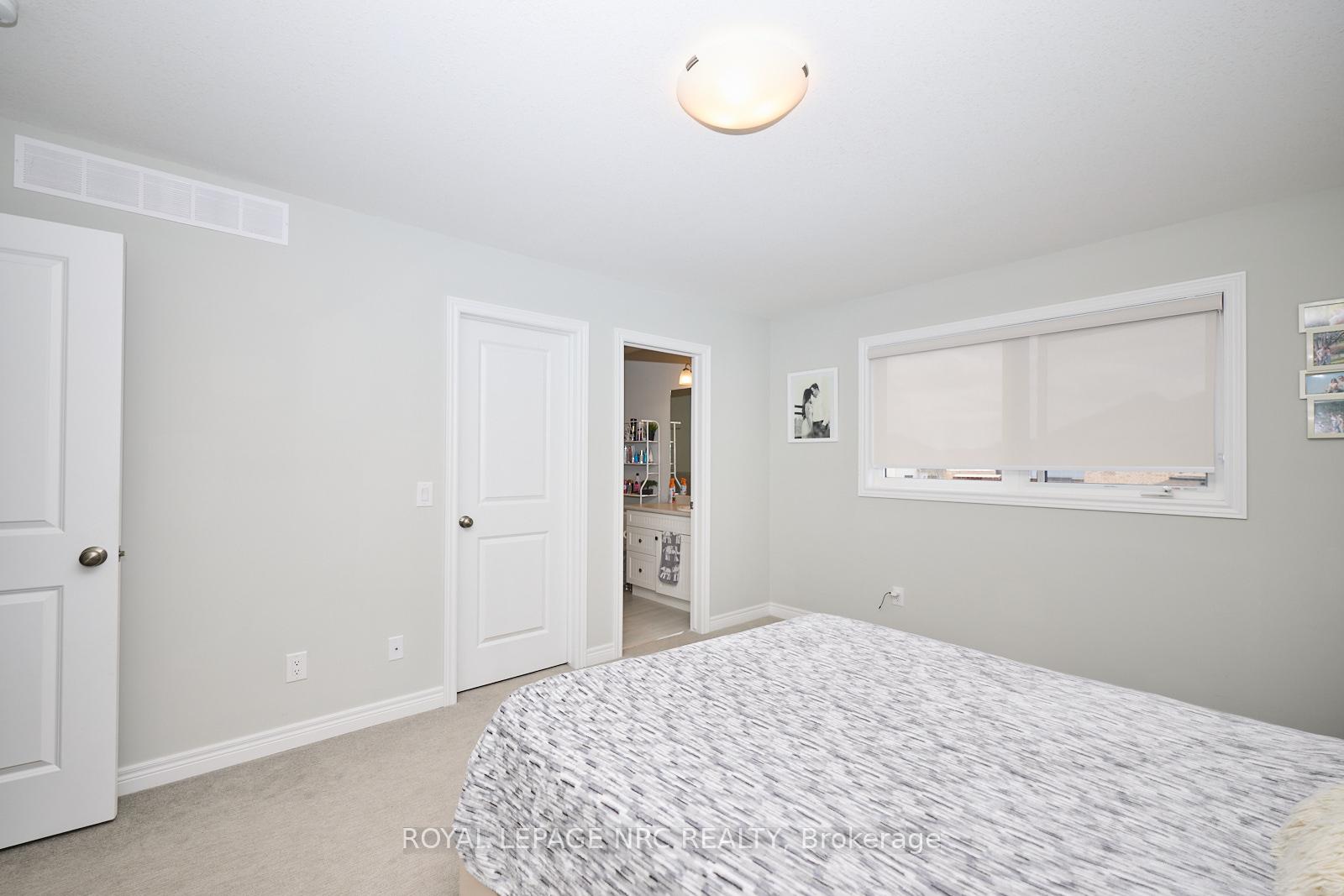Photo 19 of 31 Barker Parkway, Thorold, Rolling Meadows — HOMEH