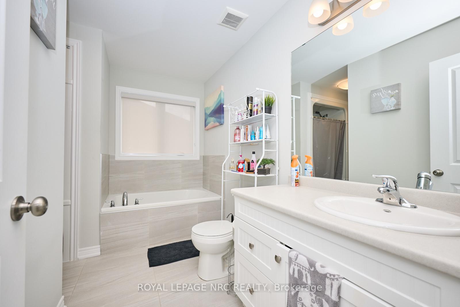 Photo 21 of 31 Barker Parkway, Thorold, Rolling Meadows — HOMEH