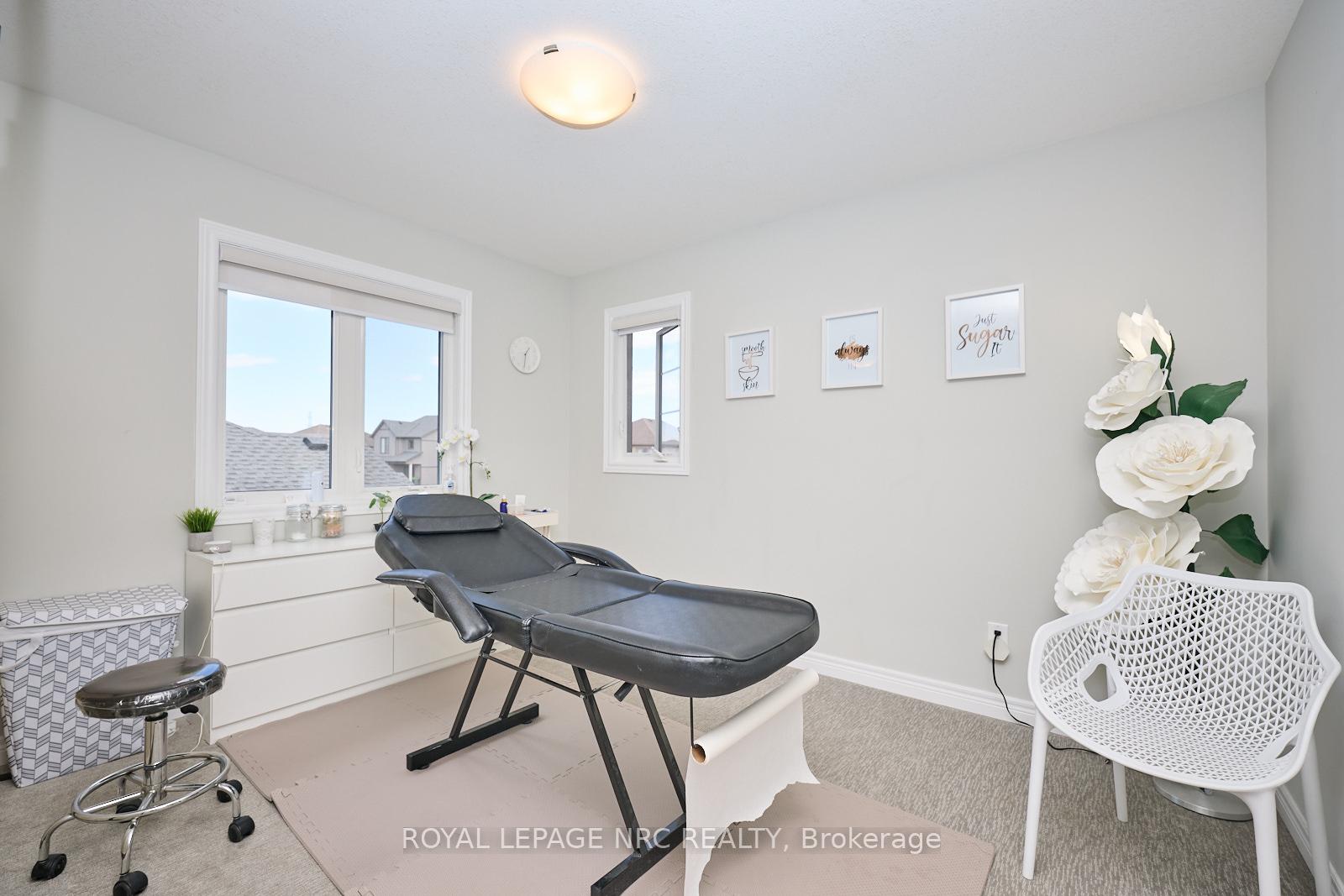 Photo 23 of 31 Barker Parkway, Thorold, Rolling Meadows — HOMEH